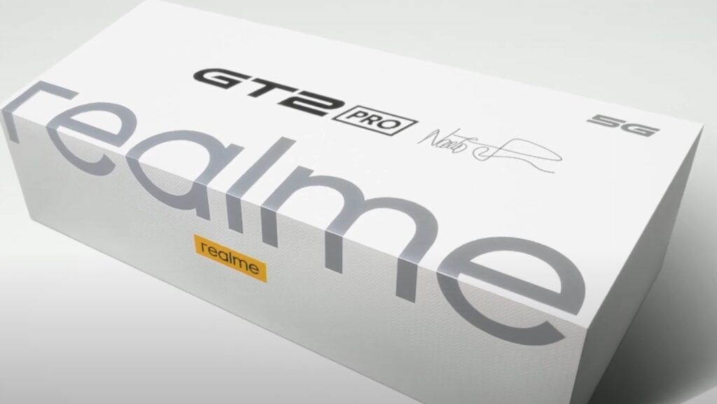 Prodejní balení Realme GT 2 Pro