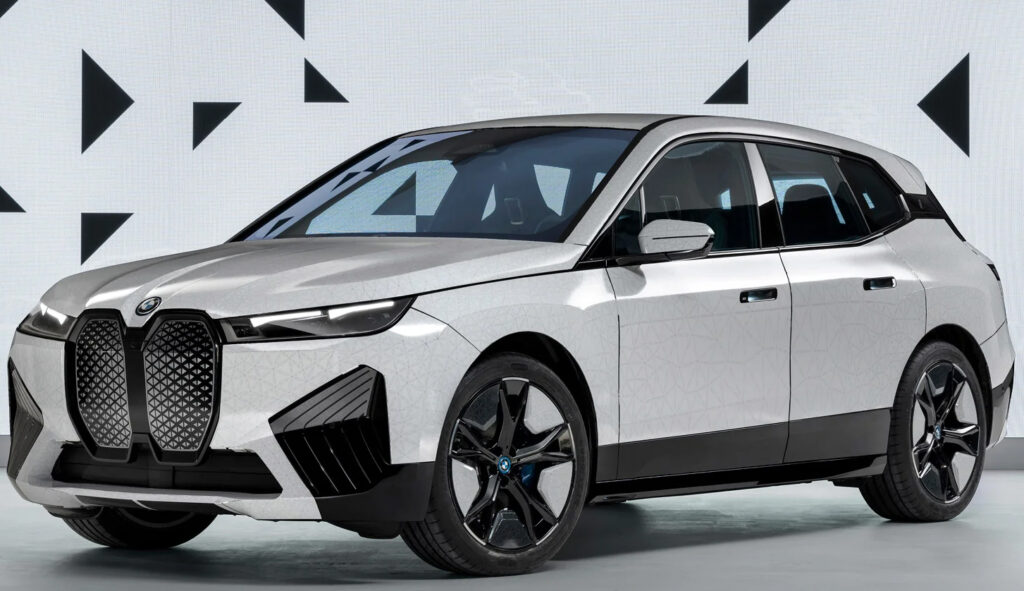 BMW iX FLow