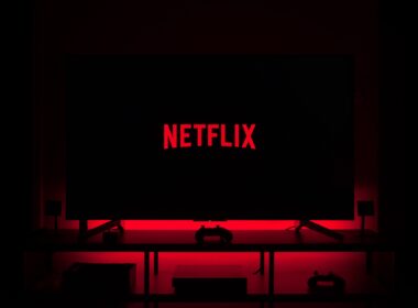 Galaxy S22 bude podporovat Netflix v HD kvalitě