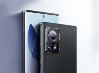 Motorola X30 Pro