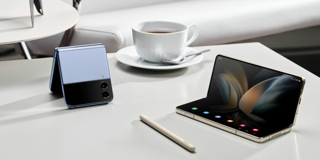 Samsung Galaxy Z Fold4 a Flip4 