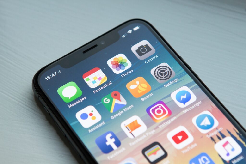 App Store, iPhone