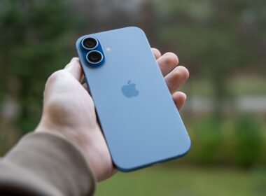 iPhone 17